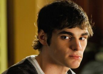 rjmitte-breakingbad-mobile