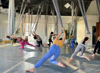 aerial-yoga-working-out