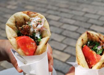 to-kalytero-souvlaki-athina