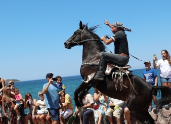 panigiri-lesvos-ethima-dekapentayoustos