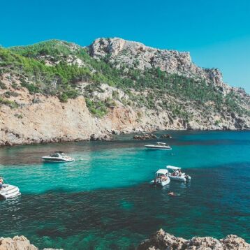 vacation-destinations-abroad