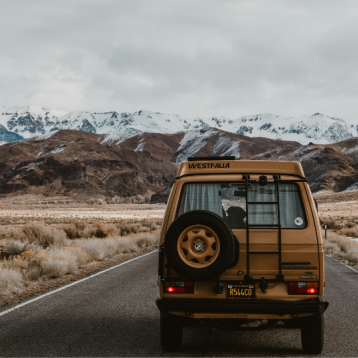 roadtrip-abroad-unsplash