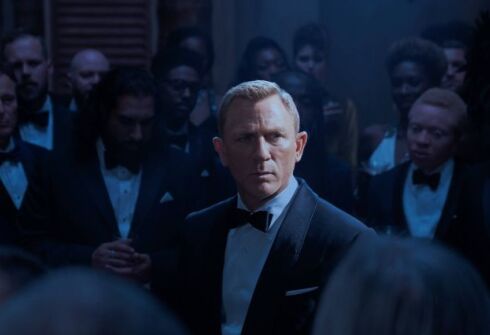 james-bond-tainies