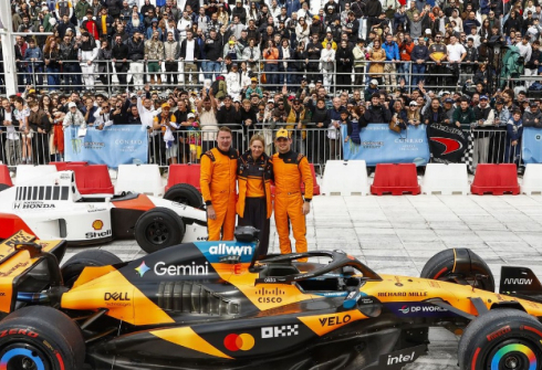 mclarenf1teamliveinathens