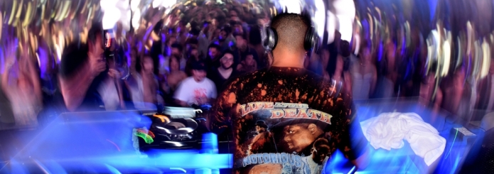 armandvanhelden-zamna-primer-festival