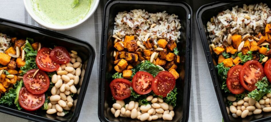 meal-prepping